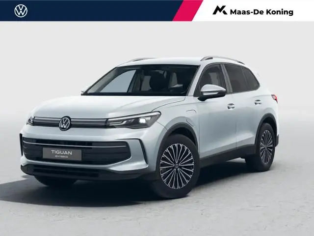Volkswagen Tiguan Limited Edition 1.5 eHybrid 204 PK 6 versn. DSG · Design Pakket Dark · Trekhaak in...