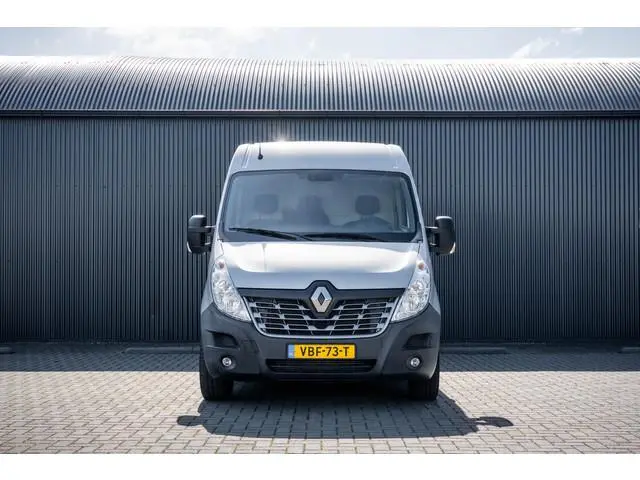 Renault Master 2.3 dCi 145PK L3H2 | Camera | Cruise | Navi | Airco | Trekhaak