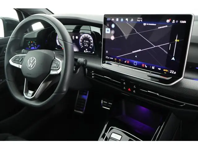 Volkswagen Golf 1.5 eTSI 150pk DSG R-Line Edition Camera Panoramadak Keyless Virtual Cockpit Navigat...