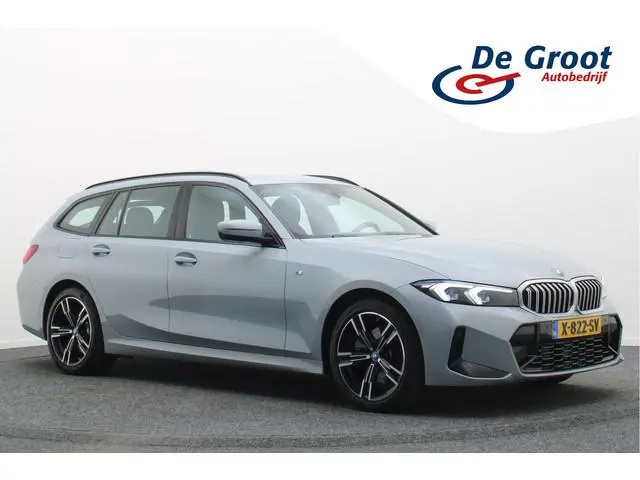 BMW 3-serie Touring 320e M Sport Leder/Alcantara, Virtual Cockpit, LED, Elek. trekhaak, Apple Carpla...