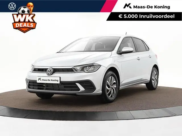 Volkswagen Polo 1.0 TSI 95pk Life Edition · Camera · Apple/Android Car Play · P-Sensoren · 15'' Inch...