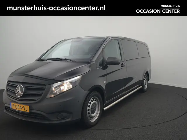 Mercedes-Benz Vito Tourer 116 CDI Select Extra Lang - Occasion Lease vanaf €984 p/m - 9 Persoons bus! - All Seasonbanden - Cruise Control - Achteruitrijcamera - Sidebars - Apple Carplay - Android Auto