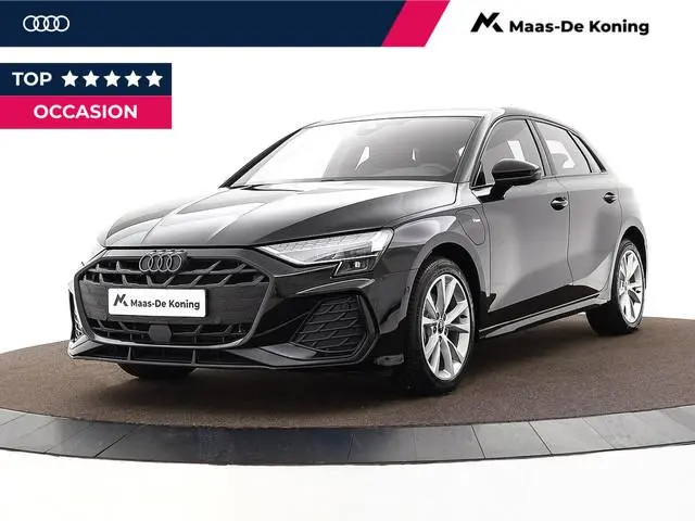 Audi A3 Sportback 40 TFSIe 204pk PHEV S-tronic S edition · Camera · P-Sensoren · Apple/Android Car P...