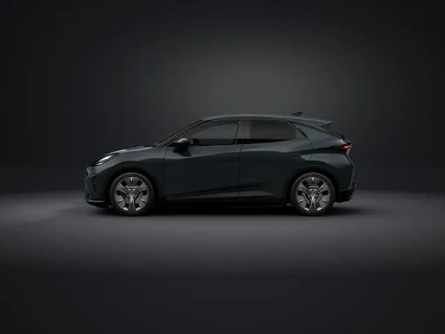 CUPRA Raval Essential 39 kWh 115 PK l Parkeersensoren l 18" Defier l Carplay & Android auto
