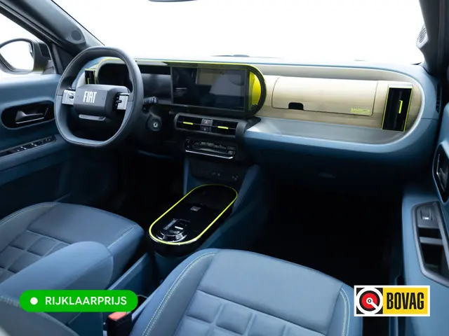 Fiat Grande Panda La Prima 11 kW 44 kWh | Tot 8 jr. garantie! | Stoel-, Stuur- & Voorruitverw. | Cru...
