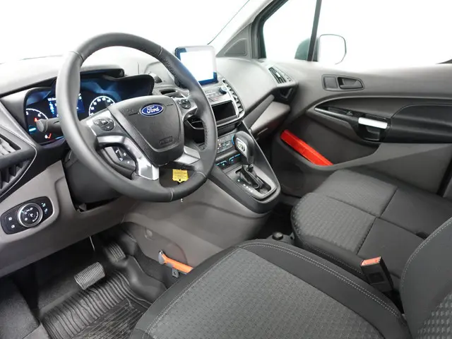 Ford Transit Connect 1.5 EcoBlue L2 Trend Automaat Airco Navi Cruise PDC 3Zits Camera DAB+