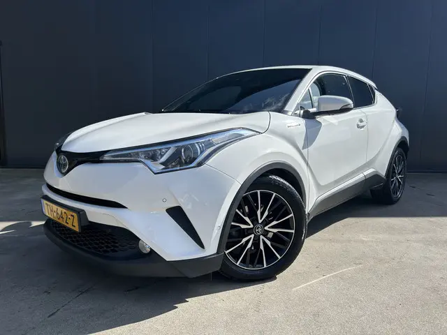 Toyota C-HR 1.8 Hybrid Executive 1e EIGENAAR JBL CAMERA HALF LEER PARK ASSIST LED NAVI ECC CRUISE