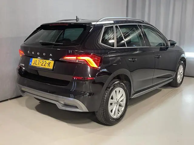 Skoda Kamiq 1.0 TSI Business Edition 16"/ Stoel + stuurverwarming/Keyless/Camera/Apple Carplay & And...