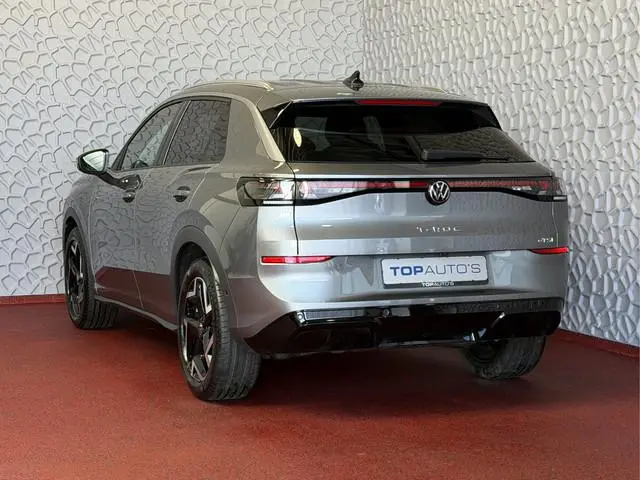 Volkswagen T-Roc 1.5 eTsi 150PK R-LINE EDITION VW.TREKHAAK BLACK STYLE IQ LED/GRIL/LOGO STOEL/STUUR....