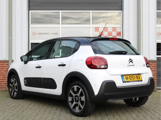 Citroën C3 1.2 PureTech 110PK S&S Business Automaat /NAVI/PDC/Keyless/Lane assist/Stoelverwarming/Apple carplay/Cruise control/NAP! 1e eig! Dealer onderhouden!