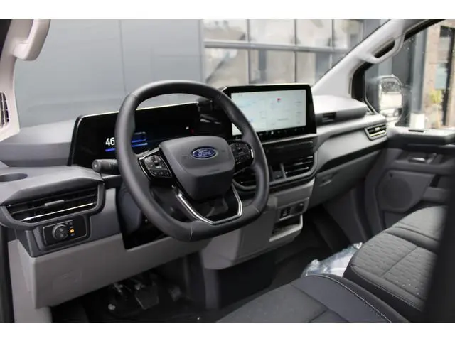 Ford E-Transit Custom 340 L2H1 Limited 71 kWh 218pk | 2x Schuif | DDS LED | 360 Camera | B&O | ACC |...