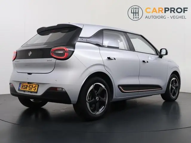 Dongfeng Box