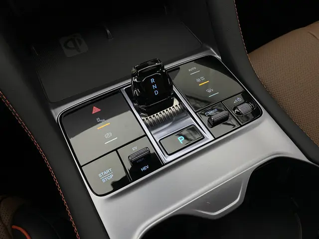 BYD SEAL U