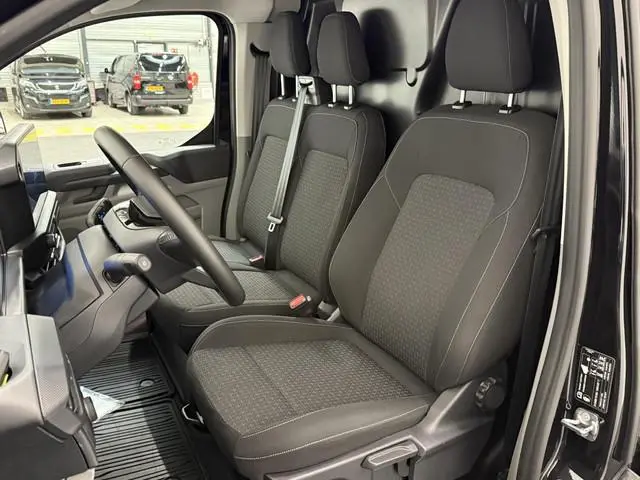 Ford Transit Custom 280 2.0 TDCI L1H1 Trend Nieuw Model Airco Navi Trekhaak PDC V+A Camera