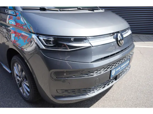 1.5 eHybrid L2 Bulli Edition 4-Motion, IQ Light koplampen, 7-persoons Vis-a-Vis, Navigatie, Trekhaak...