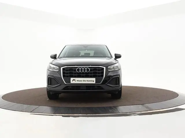 Audi Q2 30 TFSI 110pk Advanced edition · Camera · P-Sensoren · Navigatie · Stoelverwarming · 17'' In...