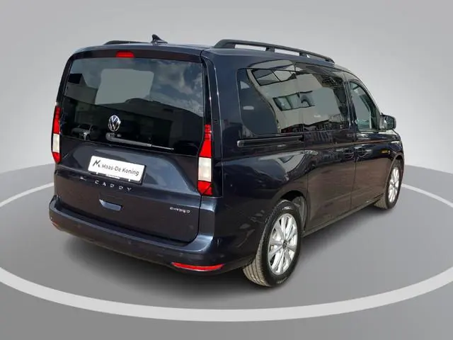 Volkswagen Caddy Combi Maxi 1.5 eHybrid 150pk Life · 7-persoons · Camera · 17" LM velgen · Apple Car...