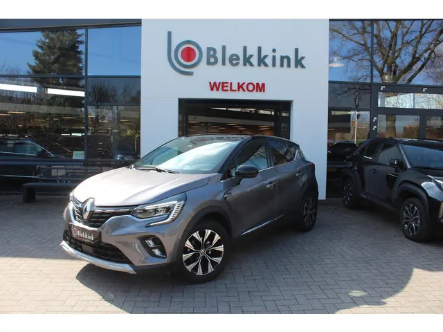 Renault Captur 1.3 mild hybrid 140 techno