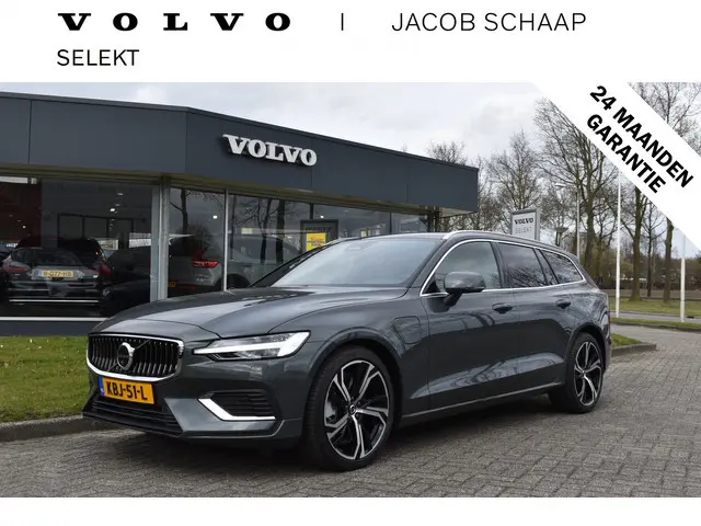 Volvo V60 T6 350PK Plug-in hybrid AWD Ultra Dark | Demo | Blis | Stoelventilatie | Massage Stoelen |...