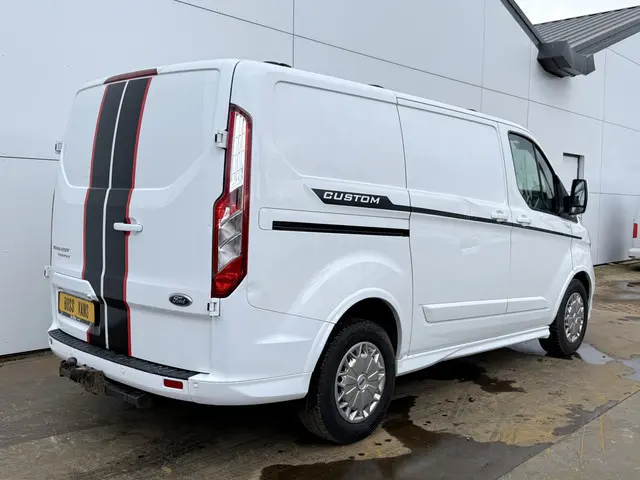 Ford Transit Custom Sport 290 2.0 TDI 185PK Automaat L1H1 Elektrisch Verstelbare Leren Stoelen Adapt...