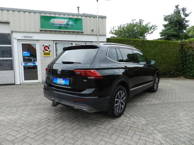 Volkswagen Tiguan Allspace 1.4 TSI Comfortline 7p. - ACC - Apple Carplay Android Auto - Lane Assist...