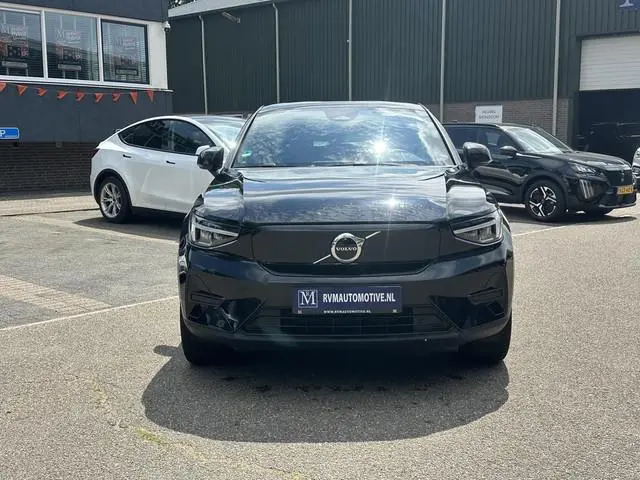 Volvo C40 Recharge Core 69 kWh SOH 91% | CLIMATE PACK | 3 FASE | ACHTERUIT RIJ CAMERA | ELEK. ACHTER...