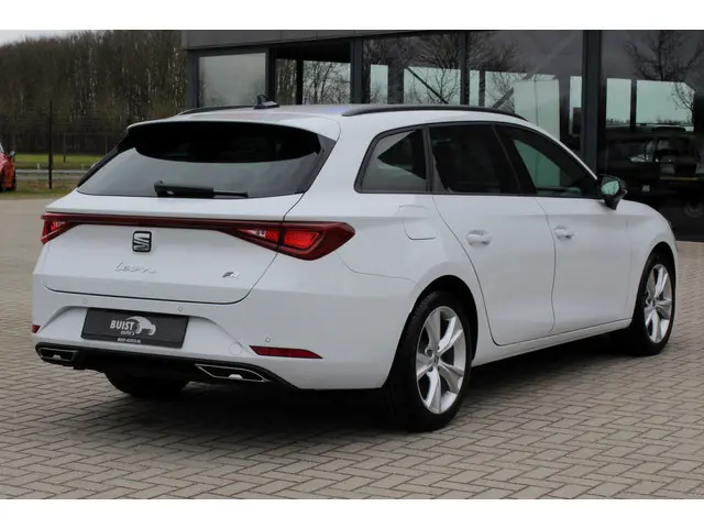 SEAT Leon Sportstourer 1.5 TSI 130pk FR Business 13872KM! LED NAVI