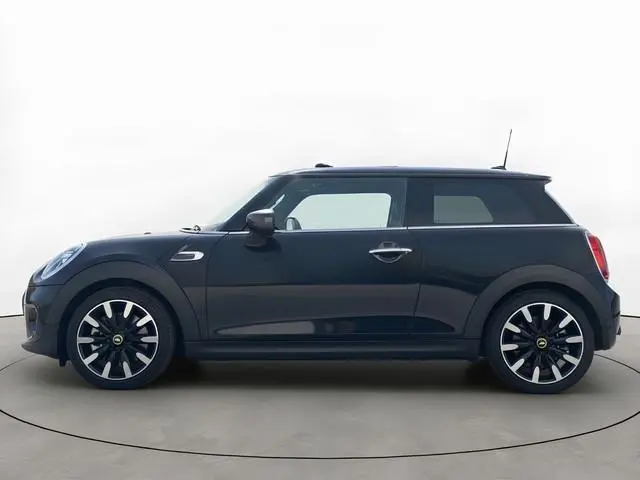 MINI Cooper SE Electric 184PK 33kWh Pano Head-UP Harman-Kardon