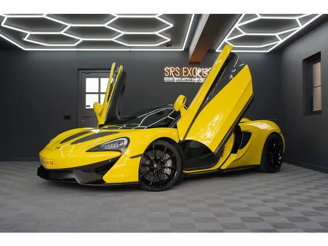 McLaren 570S Spider 570S / Lift / Keramisch / Novitec / Elite paint / Memory / Bowers & Wilkins / So...