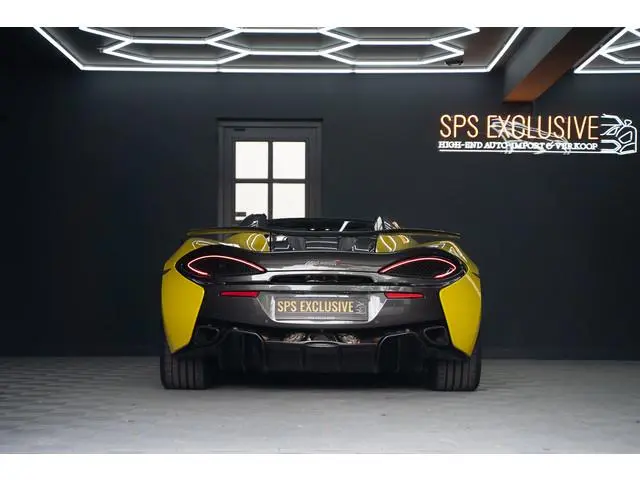 McLaren 570S