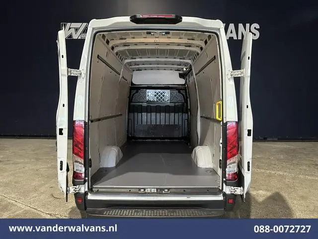 Iveco Daily 35S16V 157pk L2H2 Euro6 Airco | 3500kg trekvermogen | Parkeersensoren bijrijdersbank
