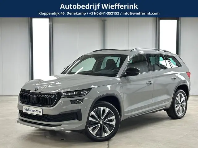 Škoda Kodiaq 1.5 TSI DSG Sportline Business 7p. | Pano | Acc | Led | Camera |