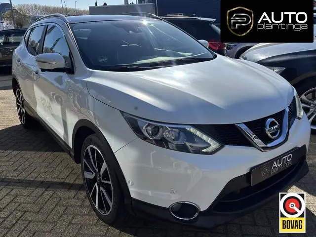 Nissan Qashqai 1.2 Acenta 116PK | Nette Staat | Onderhoudshistorie | 360 Camera | PANO | Stoelverwar...