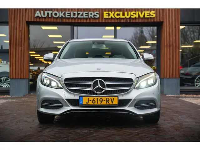 Mercedes-Benz C-klasse 180 Prestige Edition C Navigatie Stoelverwarming Cruise Control Automaat!
