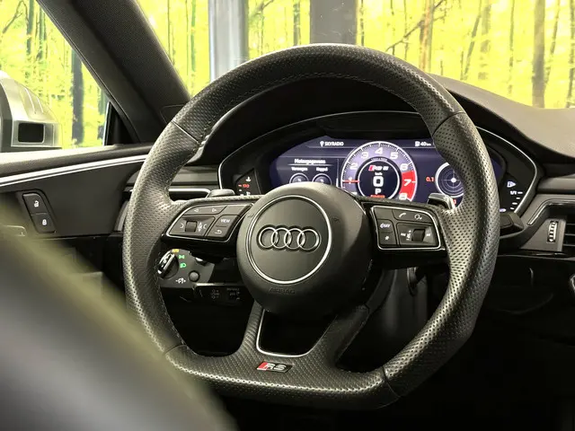 Audi RS5