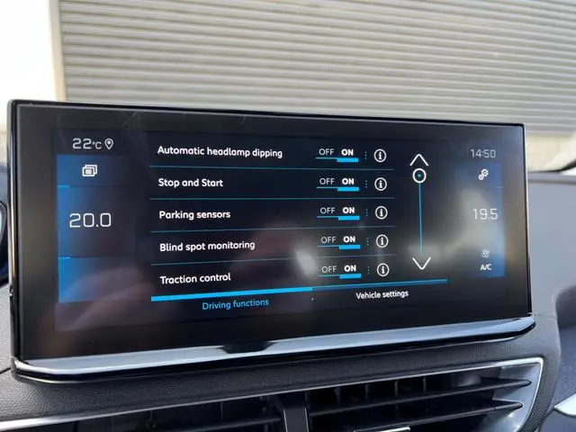 Peugeot 5008