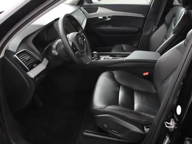 Volvo XC90 2.0 T8 Recharge 391pk AWD Inscription Expression Luchtvering Trekhaak Navigatie Camera 36...