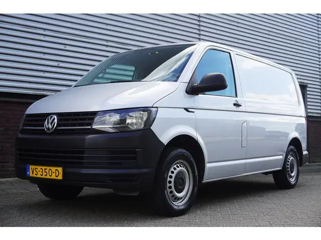 Volkswagen Transporter 2.0 TDI L1H1 Grijs metallic/Airco/1e Eig./ Trekhaak/Goed onderhouden