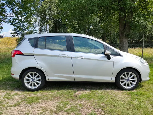 Ford B-MAX