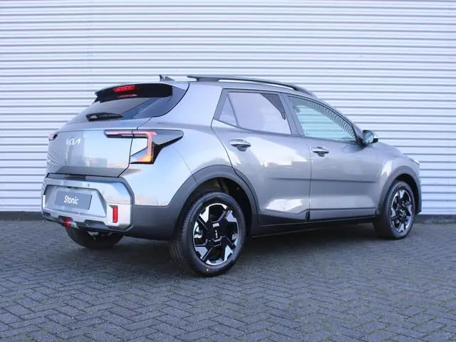 Kia Stonic 1.0 T-GDi MHEV ExecutiveLine | Nieuw | Direct leverbaar | Tot € 1.000 inruilvoordeel bij...