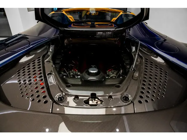Ferrari SF90 Spider