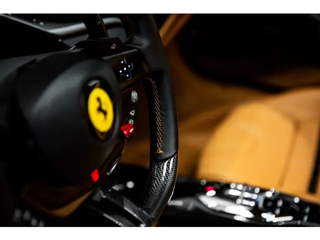 Ferrari SF90 Spider