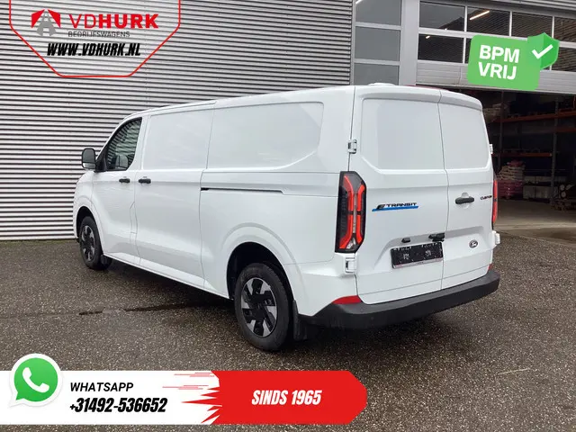 Ford E-Transit Custom 65 kWh L2 330 km WLTP 2x Schuifdeur/ Standkachel/ Snellader/ 2.3t Trekverm./ C...