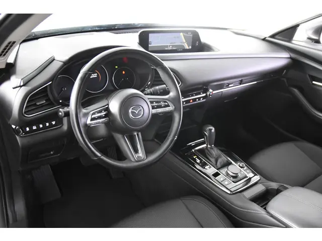 Mazda CX-30 2.0 e-SkyActiv-X M Hybrid Comfort *1ste Eigenaar*Navigatie*Parkassist*Stoelverwarming*