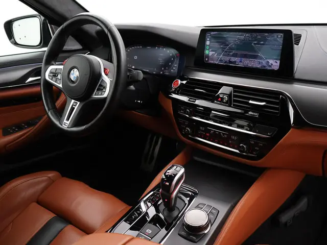 BMW 5-serie M5 COMPETITION 625 PK ORIG. NL BTW + B&W | HEAD-UP | KERAMISCH | ADAPTIVE CRUISE | SCHER...
