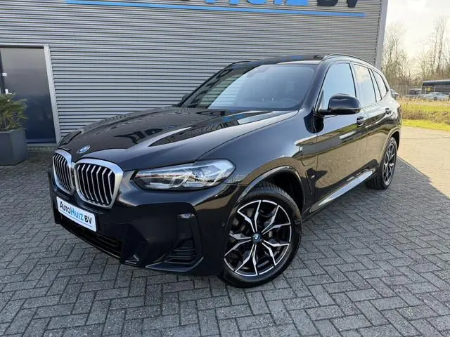 BMW X3 xDrive30e High Executive M Sport Panoramadak 19 Inch LED Keyless Entry Elek. Stoelverstelling...