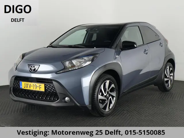Toyota Aygo X 1.0 VVT-i PULSE PACK BI-TONE GARANTIE 3-2035! CARPLAY NAVI.STOELVERWARMING. ADAPTIVE C...