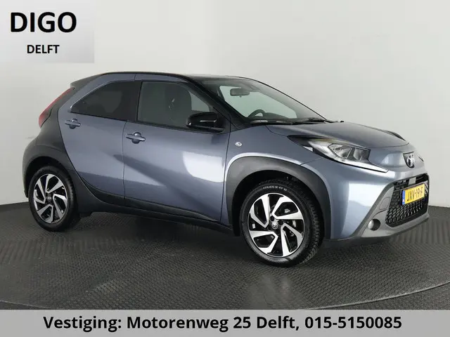 Toyota Aygo X 1.0 VVT-i PULSE PACK BI-TONE GARANTIE 3-2035! CARPLAY NAVI.STOELVERWARMING. ADAPTIVE C...