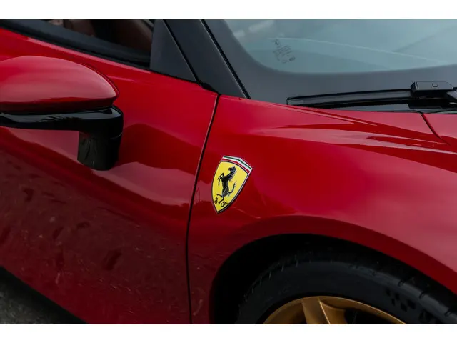 Ferrari SF90 Spider