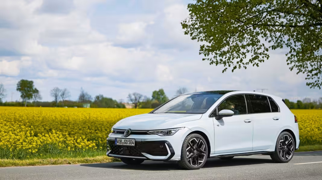 volkswagen-golf-rijlease-buiten